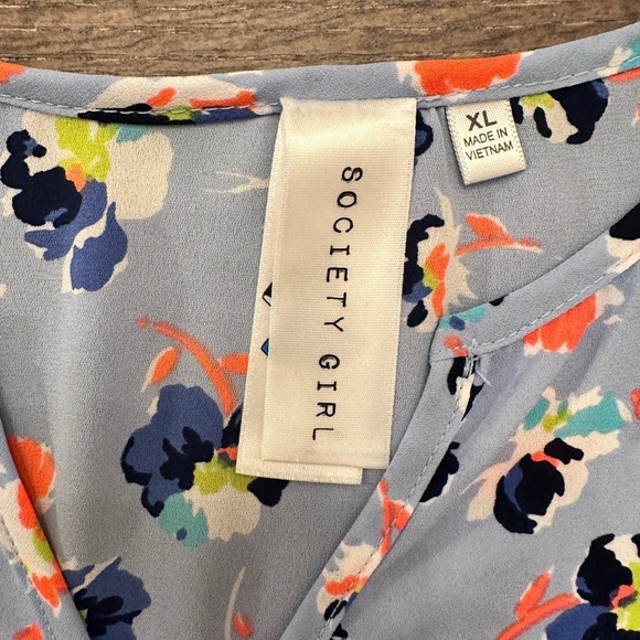 Society Girl Blue Floral Crochet Trim Blouse XL 3/4 Sleeve - Picture 4 of 8